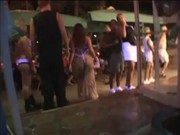 Феерическая групавуха: лесбеянки зажигают в клубе